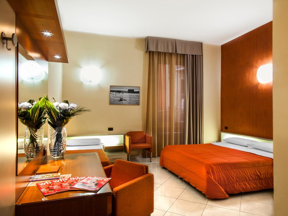 Hotel Del Corso Mailand Exterior foto